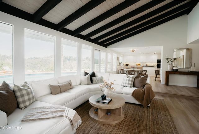 1884 Calle Salto, Thousand Oaks, CA 91360