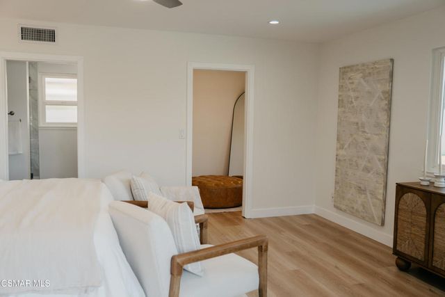 1884 Calle Salto, Thousand Oaks, CA 91360