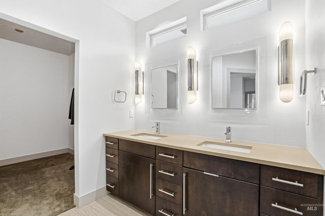 2875 S Palmatier Way, Boise, ID 83716