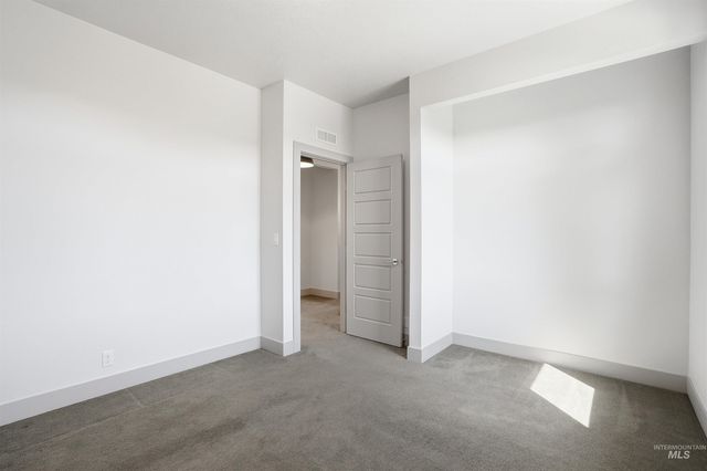2875 S Palmatier Way, Boise, ID 83716