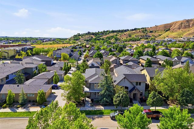 2875 S Palmatier Way, Boise, ID 83716