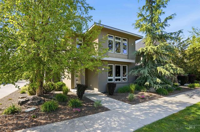 2875 S Palmatier Way, Boise, ID 83716
