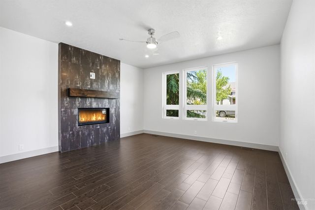 2875 S Palmatier Way, Boise, ID 83716