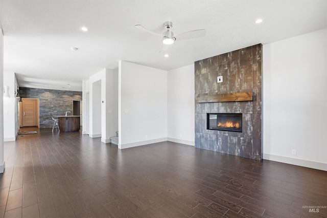 2875 S Palmatier Way, Boise, ID 83716