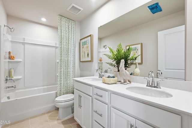 111 King Tucks Way, Four Oaks, NC 27524