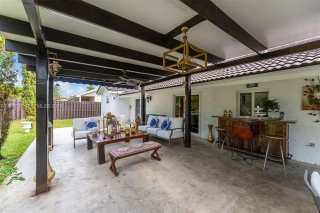 15325 SW 54th Ter, Miami, FL 33185