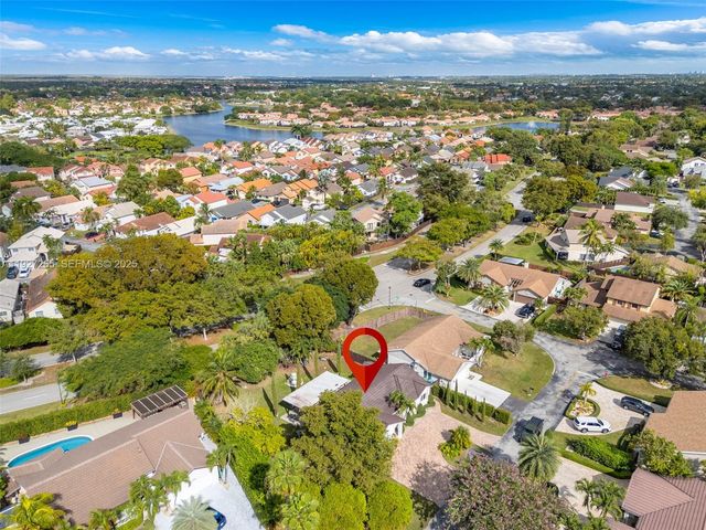 15325 SW 54th Ter, Miami, FL 33185