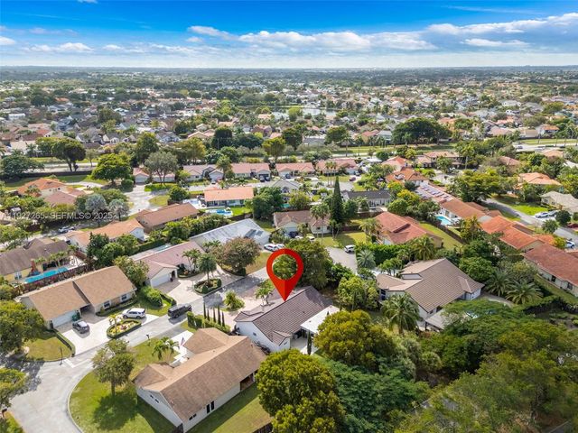 15325 SW 54th Ter, Miami, FL 33185