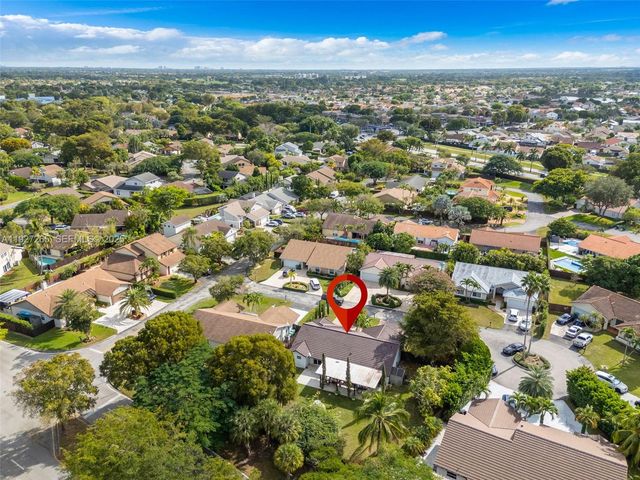 15325 SW 54th Ter, Miami, FL 33185