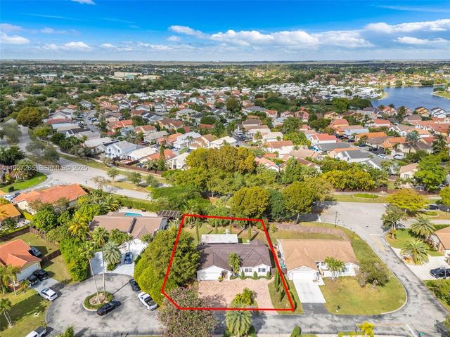15325 SW 54th Ter, Miami, FL 33185