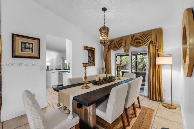 15325 SW 54th Ter, Miami, FL 33185