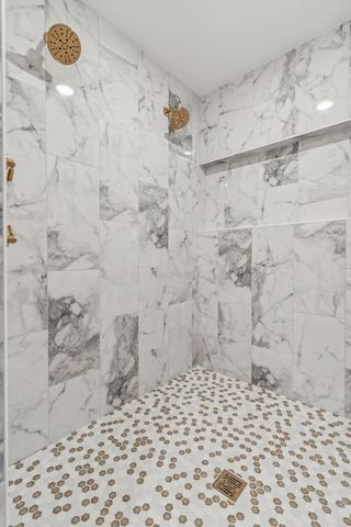 5821 Ashcroft Avenue, Edina, MN 55424