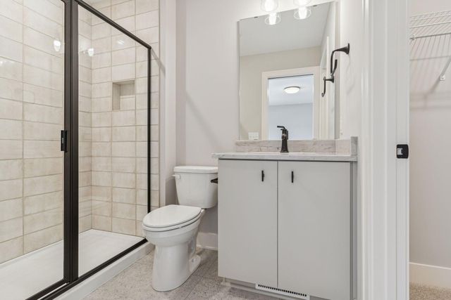 5821 Ashcroft Avenue, Edina, MN 55424