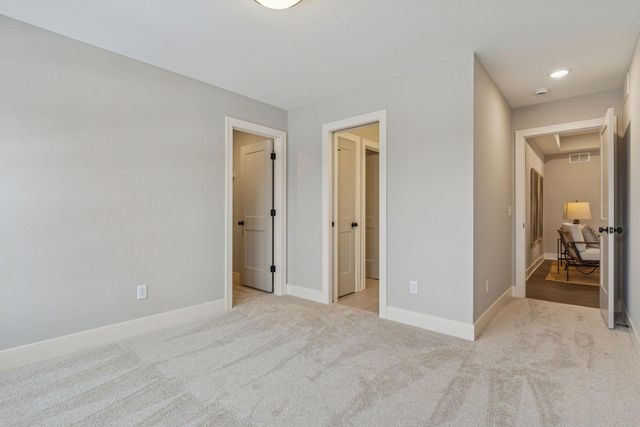 5821 Ashcroft Avenue, Edina, MN 55424