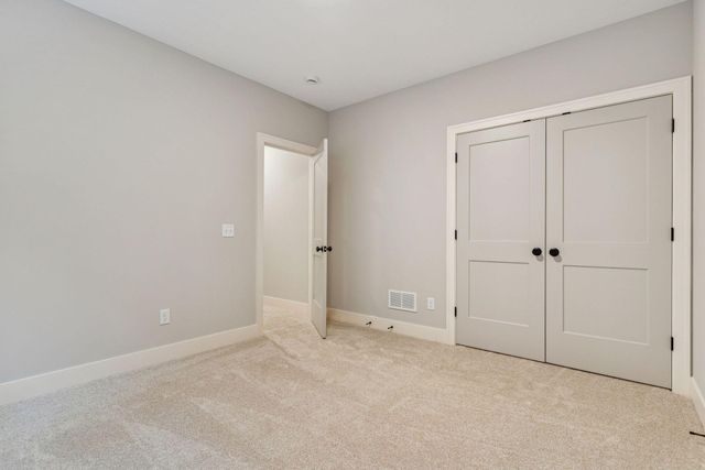 5821 Ashcroft Avenue, Edina, MN 55424