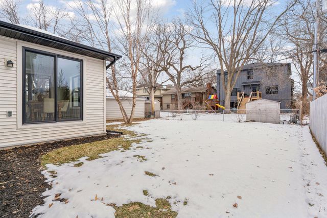 5821 Ashcroft Avenue, Edina, MN 55424