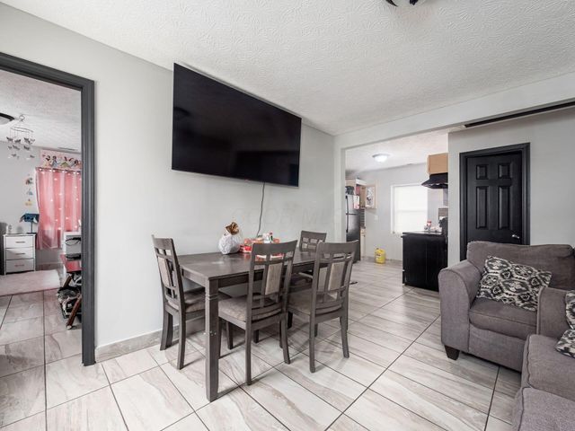 629 S Wheatland Avenue, Columbus, OH 43204