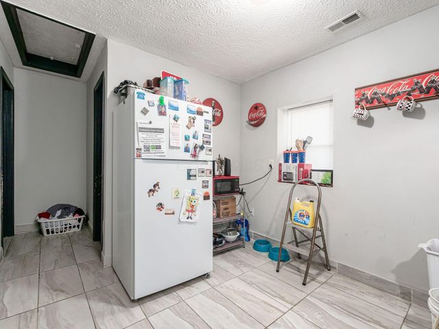 629 S Wheatland Avenue, Columbus, OH 43204