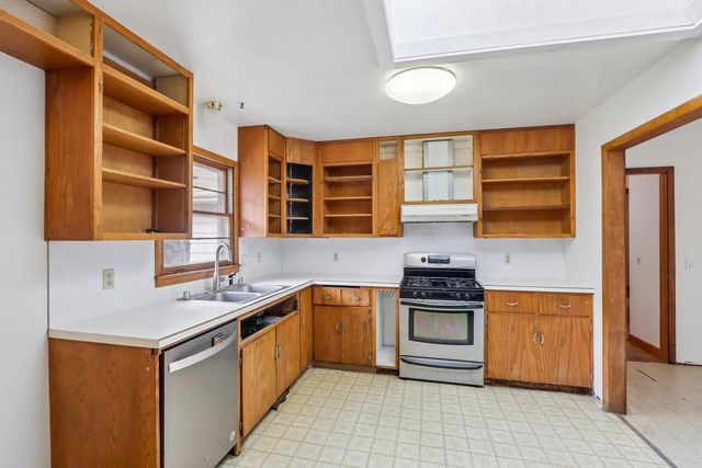 4405 Mineral Point Road, Madison, WI 53705