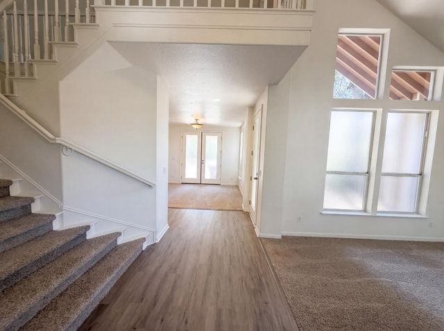 4711 Wildflower Ln, Rocklin, CA 95677