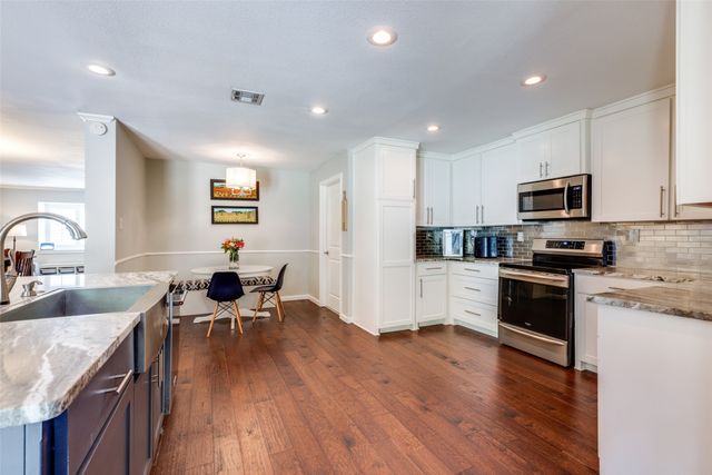 3605 Merrell Road, Dallas, TX 75229