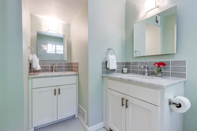 3605 Merrell Road, Dallas, TX 75229