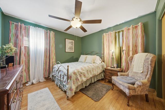 9532 S Green Street, Chicago, IL 60643