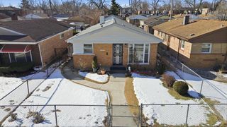 9532 S Green Street, Chicago, IL 60643