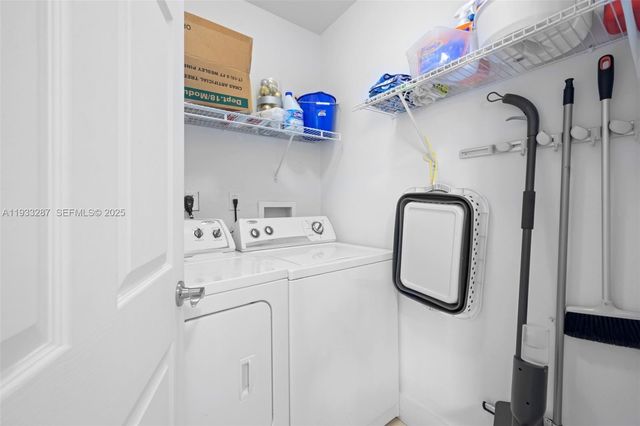 3001 NE 185th St 613, Aventura, FL 33180