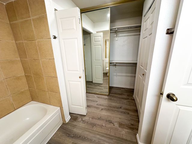 16301 Ledgemont Lane 273B, Addison, TX 75001