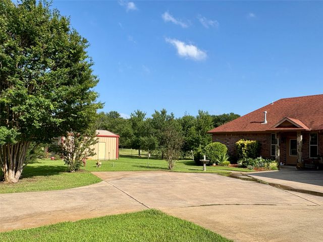 3084 Hagerman Road, Pottsboro, TX 75076