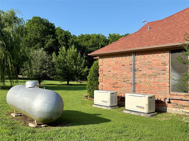 3084 Hagerman Road, Pottsboro, TX 75076