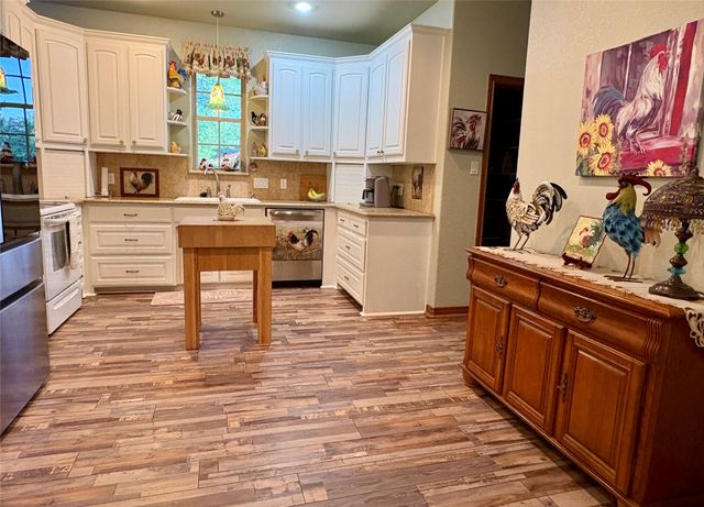3084 Hagerman Road, Pottsboro, TX 75076