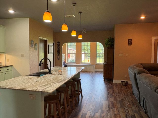 3084 Hagerman Road, Pottsboro, TX 75076