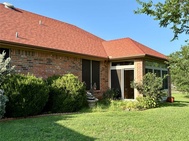 3084 Hagerman Road, Pottsboro, TX 75076