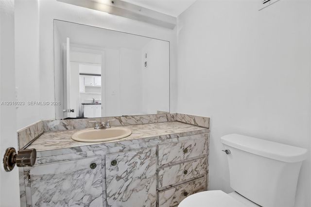 2761 Taft St 212, Hollywood, FL 33020