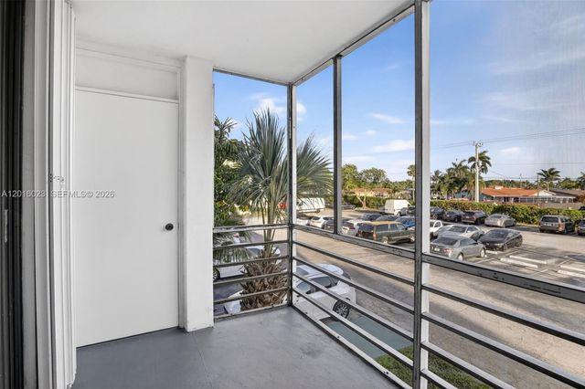 2761 Taft St 212, Hollywood, FL 33020