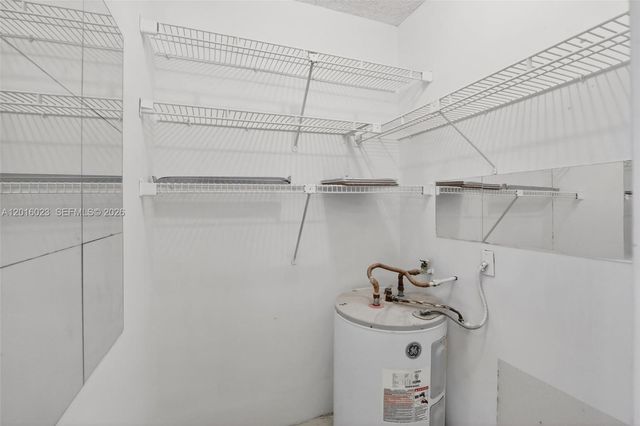 2761 Taft St 212, Hollywood, FL 33020