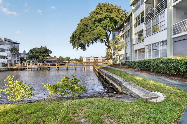 2761 Taft St 212, Hollywood, FL 33020