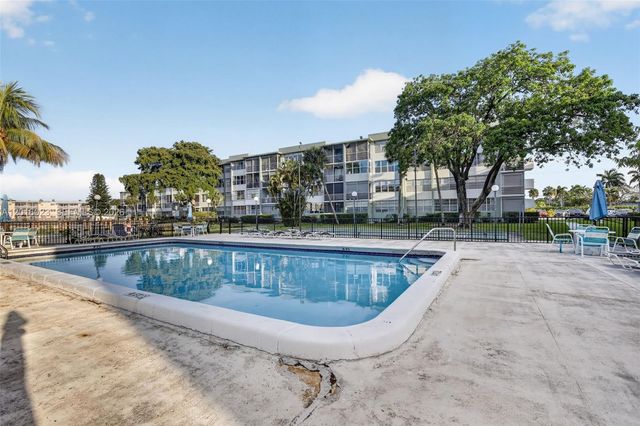 2761 Taft St 212, Hollywood, FL 33020