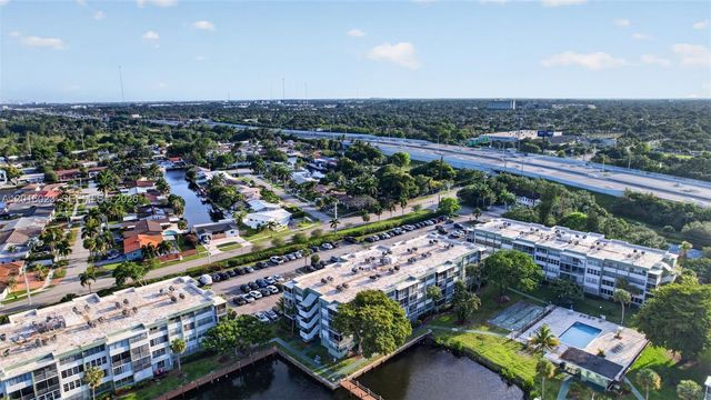 2761 Taft St 212, Hollywood, FL 33020