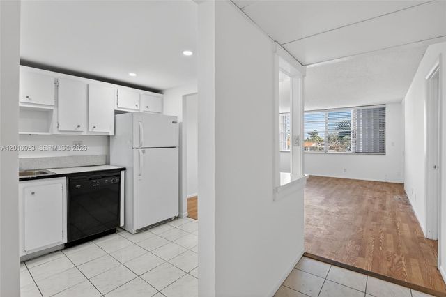 2761 Taft St 212, Hollywood, FL 33020