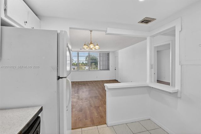 2761 Taft St 212, Hollywood, FL 33020