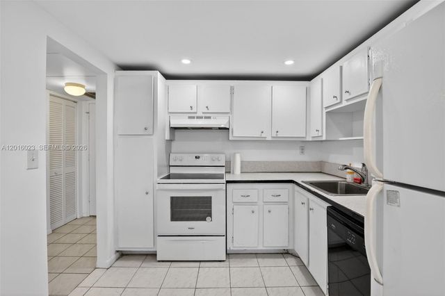 2761 Taft St 212, Hollywood, FL 33020