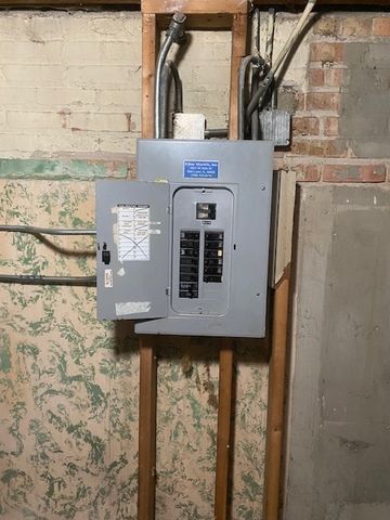 4263 W 81st Street, Chicago, IL 60652