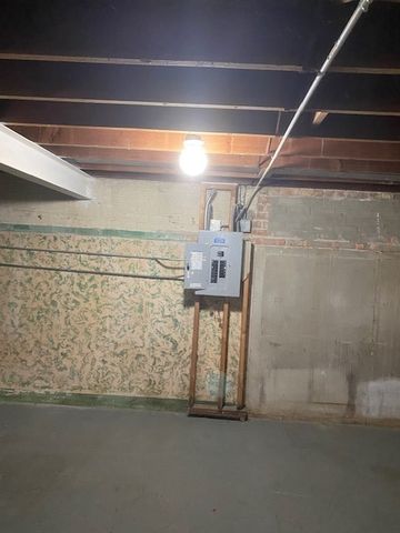 4263 W 81st Street, Chicago, IL 60652