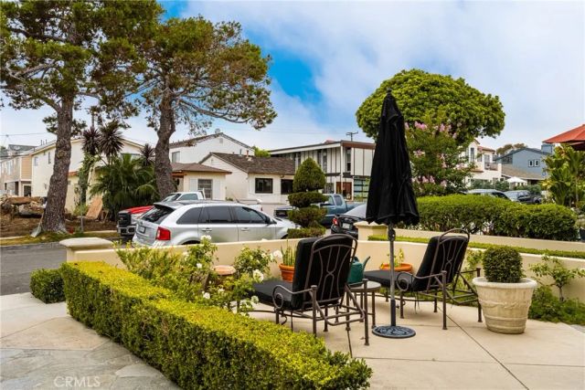 602 Larkspur Avenue A, Corona Del Mar, CA 92625