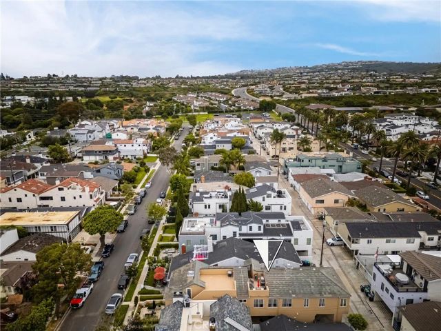 602 Larkspur Avenue A, Corona Del Mar, CA 92625