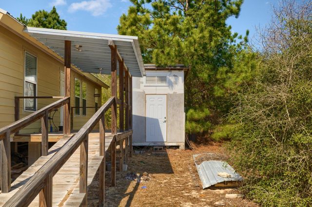 270 Kelley RD W, Bastrop, TX 78602