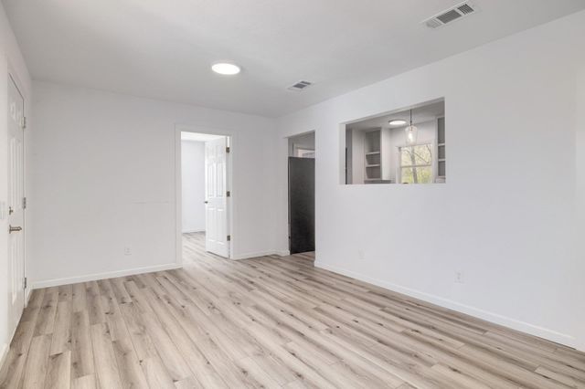 270 Kelley RD W, Bastrop, TX 78602